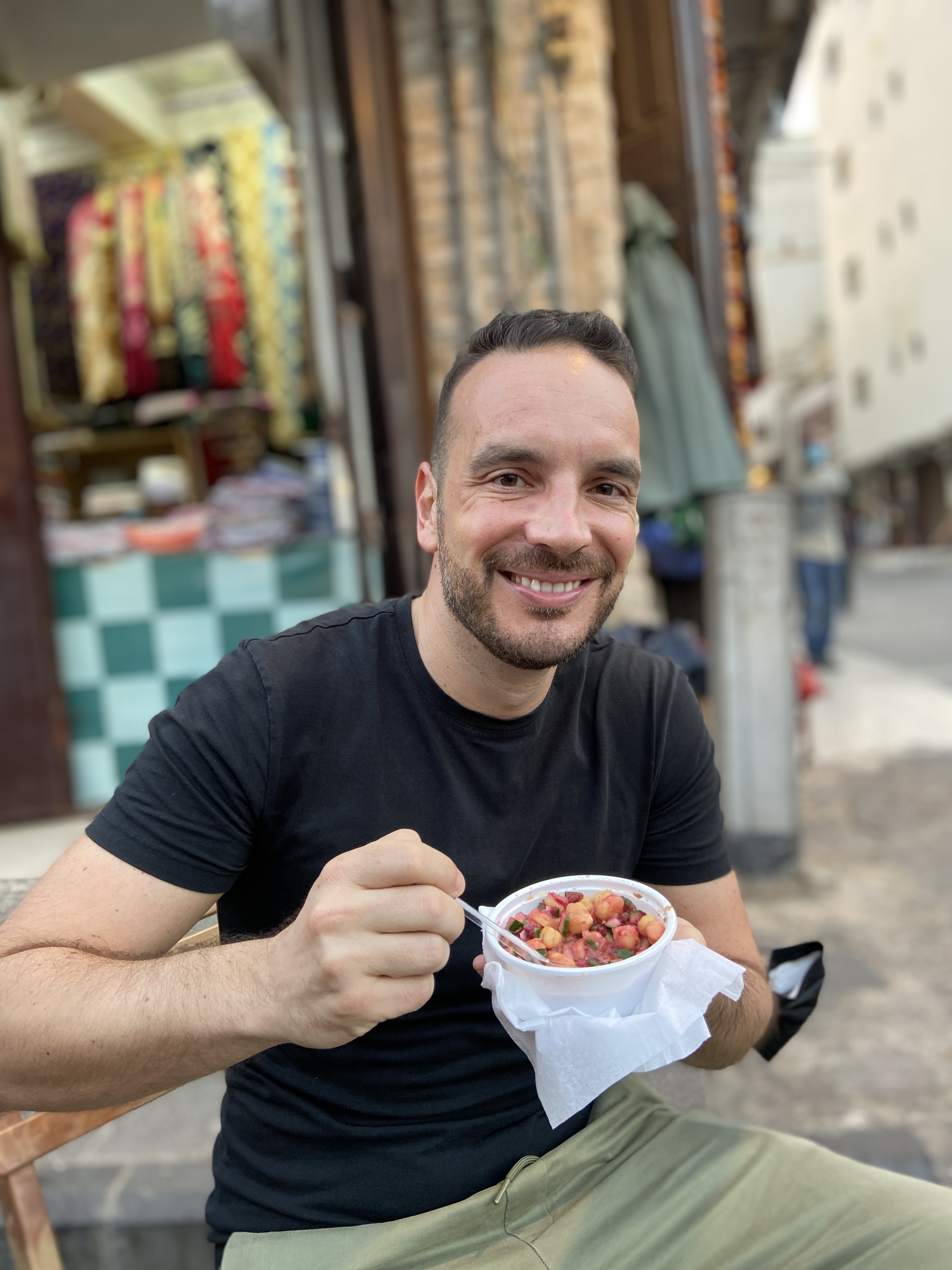 Foodie’s Evening in Al-Balad: A 2026 Gastronomic Crawl