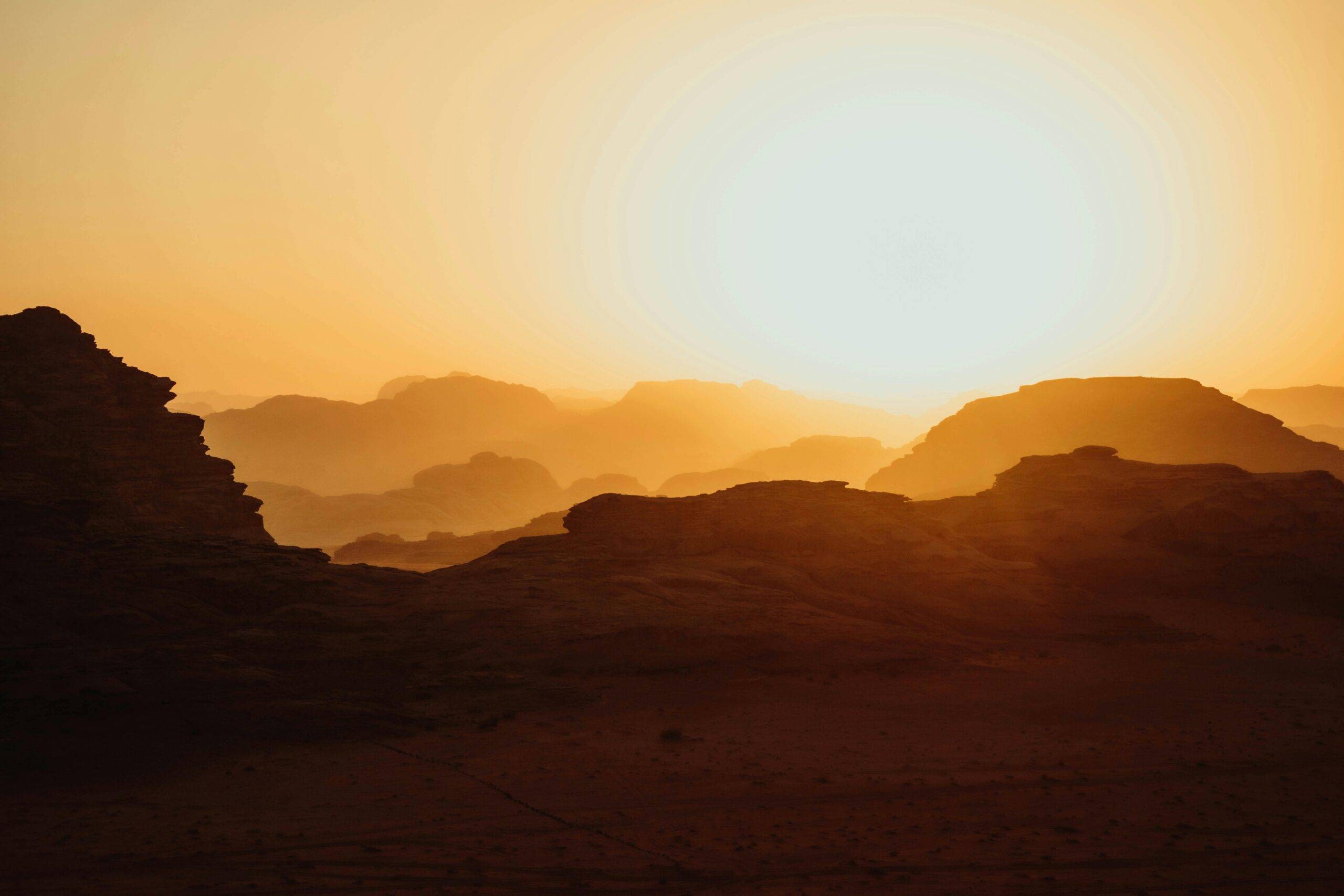 Best Desert Sunset Spots near Riyadh: 2026 Edition